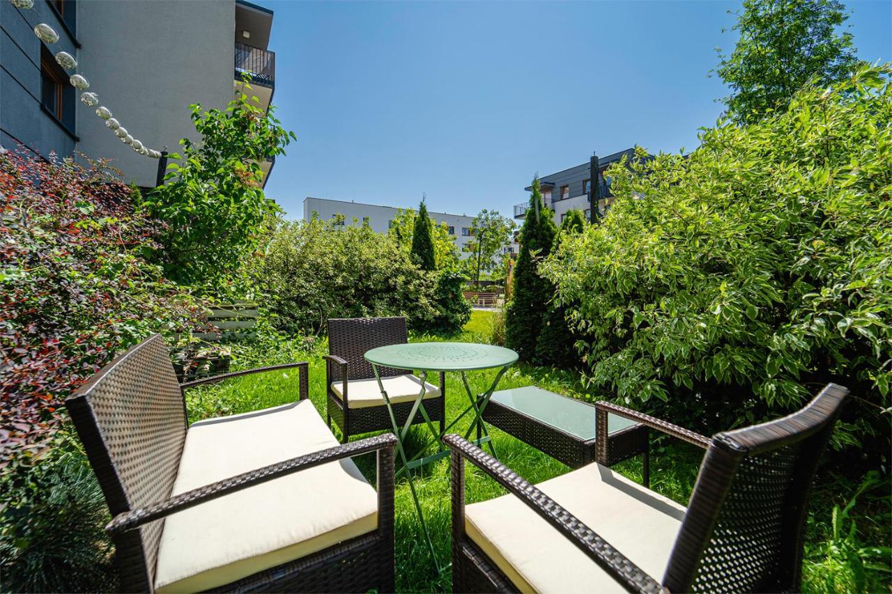 ורשה Bluszczanska Modern Urban Apartment מראה חיצוני תמונה