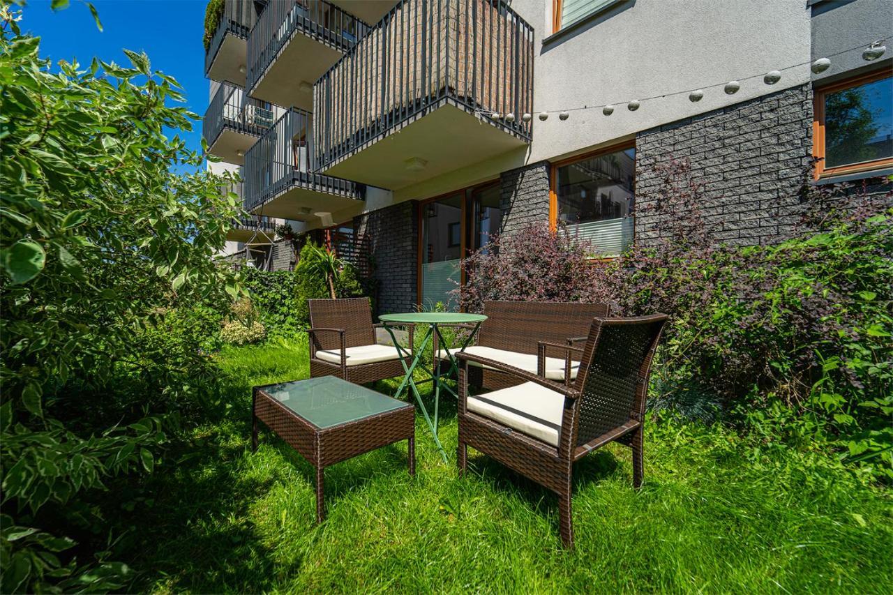 ורשה Bluszczanska Modern Urban Apartment מראה חיצוני תמונה